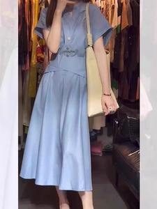 现货{运费险}新春夏高级气质感法式设计女神范蓝色短袖衬衫连衣裙