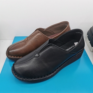 亨达皮鞋2021新款专柜正品休闲舒适真皮软底女鞋妈妈鞋11201501