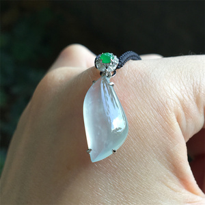 缅甸天然a货翡翠木那雪花棉随形吊坠高冰种随型马眼镶嵌18k金钻石