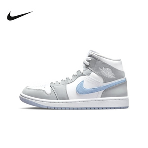 Nike耐克女鞋Jordan 1 AJ1冰蓝烟灰中帮缓震篮球鞋板鞋BQ6472-105