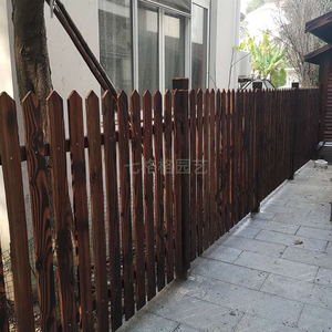 上海 户外院子别墅庭院围墙防腐木围栏护栏篱笆木头栅栏木门定制