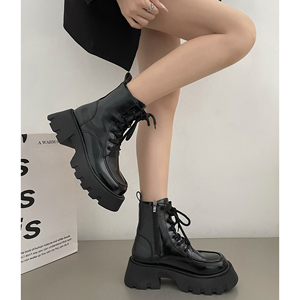 黑色显瘦马丁靴女2024新款夏季复古厚底百搭薄款小个子增高短靴子