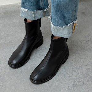 真皮短靴女平底冬款方跟短筒皮靴软皮黑色配裙子的头层牛皮半桶靴