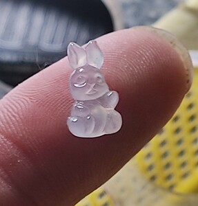 定制翡翠小兔子戒指镶嵌卡通白兔玉器镶嵌只小尺寸11*5毫米
