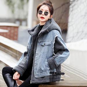 羊羔毛外套女2022拼接牛仔带帽子戴帽卫衣式毛毛开衫加厚牛子茄克