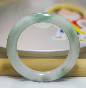 老糯种 好品相 天然翡翠粗圆条福镯手镯圈口58证书400