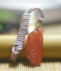 水润樱桃红色满色 微纹 天然南红玛瑙百合花吊坠项链毛衣链 证022