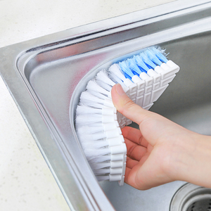 日本AISEN厨房卫浴弯曲清洁刷水龙头墙角清洗刷水槽软毛浴缸刷子