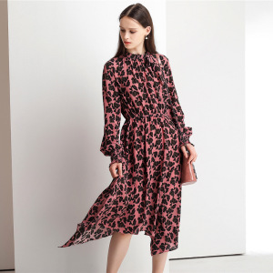 真丝豹纹长款修身连衣裙