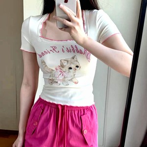 【地球店】奶油白色萌猫印花方领T恤女夏季收腰密边软糯短款上衣
