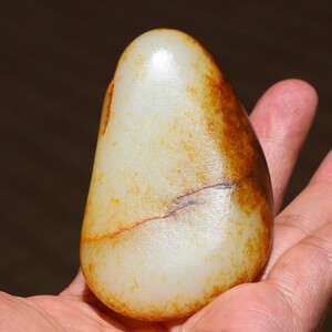 籽玉小店和田玉籽料真皮褐色皮高油润性羊脂玉玉龙河把件原石做料