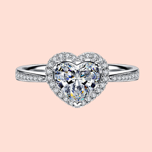 周大福钻戒天鹅