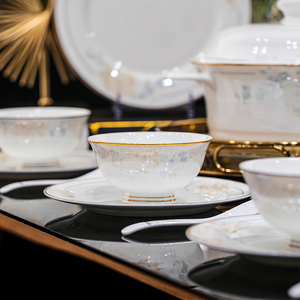 碗家用2024新款碗筷金边陶瓷碗创意个性家用大号碗筷面碗饭碗骨瓷
