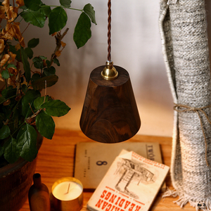 轴年 黑胡桃木黄铜吊灯实木简约灯罩 个性玄关创意过道餐厅吧台灯