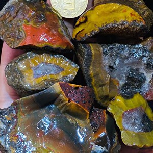 宣化战国红玛瑙原石明料小料杂料加工吊坠戒面珠子桶珠鱼缸石造景