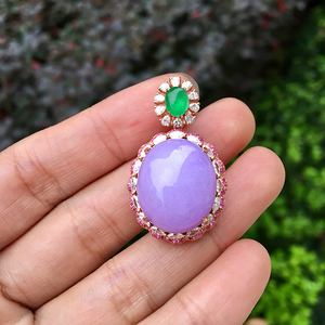 紫蛋翡翠吊坠镶嵌