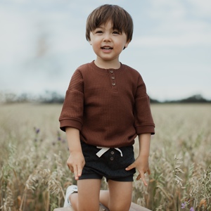 2022夏季新品 新西兰jamie kay男童宝宝纯色短袖背心吊带裤有机棉