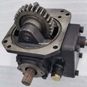 雷沃欧豹拖拉机tb桥分动箱四驱传动轴总成配件大全后桥