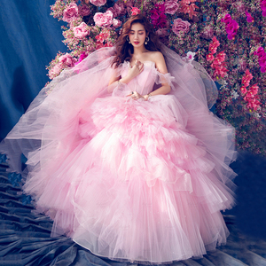 公主裙成年女肯豆kendall同款生日礼服抹胸粉色婚纱拖尾0人付款188