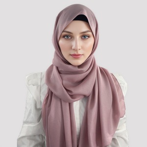 沙特阿拉伯包头巾女士纯色钻石雪纺中东时尚头巾围巾马来时尚纱巾