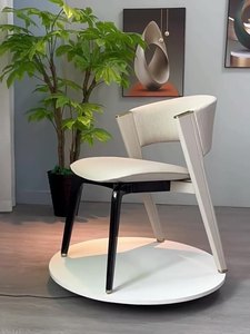 CC餐椅轻奢现代家用餐厅实木烤漆椅子设计师别墅高级感扶手椅子
