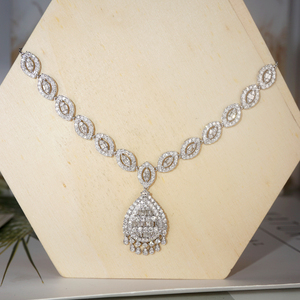 文欢珠宝 定制18k白金钻石项链 超豪华镶嵌套链 3克拉晚装颈链