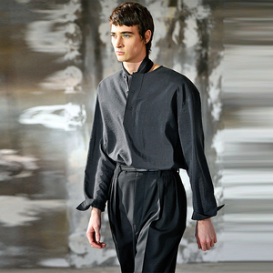 男士2021秋季衬衫光面意大利秀场圆领亨利领个性绸面衬衣长袖