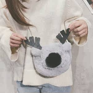 鹿毛绒斜挎包可爱麋鹿小包包萌少女动物毛毛包女单肩卡通9.9便宜