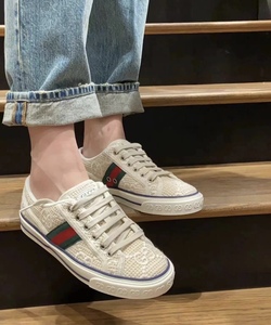 琦琦鉴定报销 gucci 古驰 新款女款平底帆布鞋