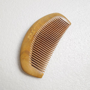 正宗玉檀香木梳12-1半月型小号绿檀香梳子细齿防静电便携式礼品梳