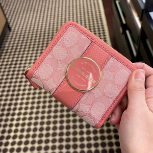 小惠在纽约新款coach钱包女拉链短款老花织布拉链款美国拼邮