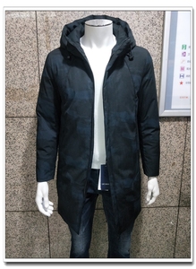 七彩马羽绒服男装