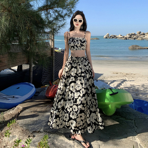 三亚海边旅游穿搭女装夏季两件套a字套装半身裙泰国度假风沙滩裙