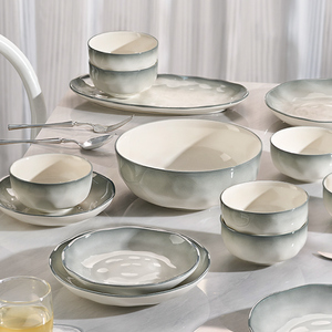 高级感碗碟套装家用2024新款简约碗盘乔迁碗筷陶瓷釉下彩餐具盘子