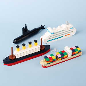 MOC城市场景泰坦尼克号沉船游艇船载具人仔小颗粒积木兼容乐高