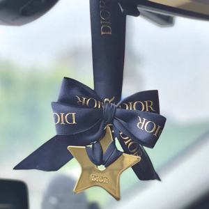 dior/迪奥五角星挂件金属星星吊坠五角星扩香石车载挂饰装饰挂件