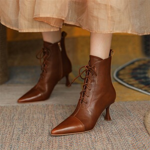 2021年新款短靴女细跟真皮尖头裸靴法式气质棕色踝靴秋冬季高跟鞋