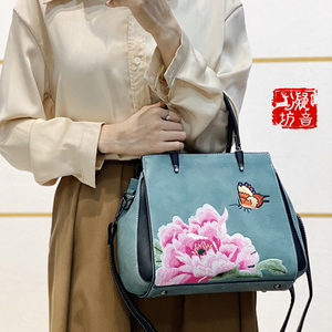 2021新款复古中国风刺绣搭配旗袍手提斜挎单肩女包日常百搭包