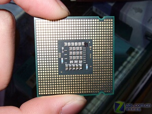 p45 twin ddr2/3都兼容,5电容版intel赛扬双核 e3300 s200散热器