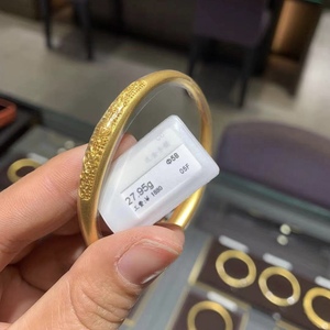 周大福贵妃镯黄金手镯椭圆形