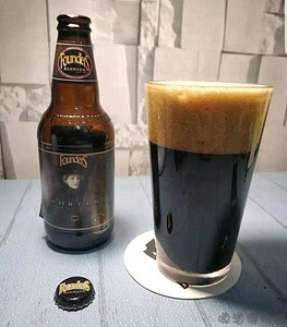 波特啤酒和世涛啤酒图片