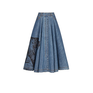 dior/迪奥女士半身裙牛仔裙老虎刺绣正面纽扣开合喇叭形中长裙