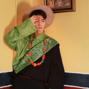 「槐序」拉萨藏装男 西藏服饰藏袍藏族传统服装 绿色织锦