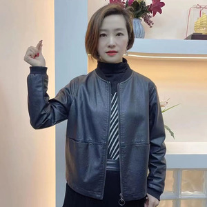 妈妈装圆领黑色棒球服韩版夹克外套小个子时尚短款PU女款休闲皮衣
