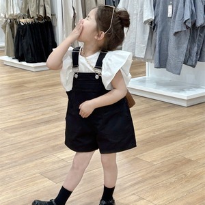 女童夏装洋气套装2024新款时髦儿童棉布背带短裤小飞袖短袖两件套