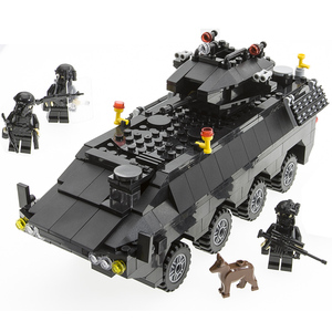 兼容乐高城市特警防暴装甲车武装突击巡逻车swat作战指挥拼装积木