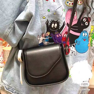 小欣家海边日记 原创复古高级感斜跨包女纯色马鞍包歪歪单肩包包