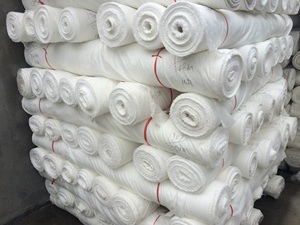 白色里衬布料加厚结实涤纶化纤背景用沙发衬布遮盖防尘吊顶围档布