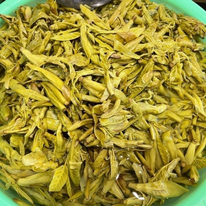 云南德宏傣家酸扒尖 水煮酸趴凉拌野生蔬菜半斤