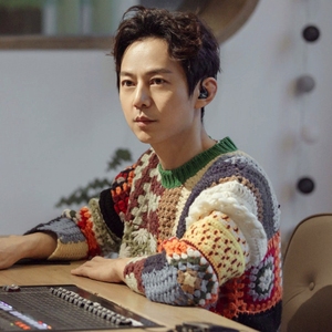 欧洲朋友请听好何炅同款毛衣圆领拼接撞色手勾韩版宽松针织衫上衣